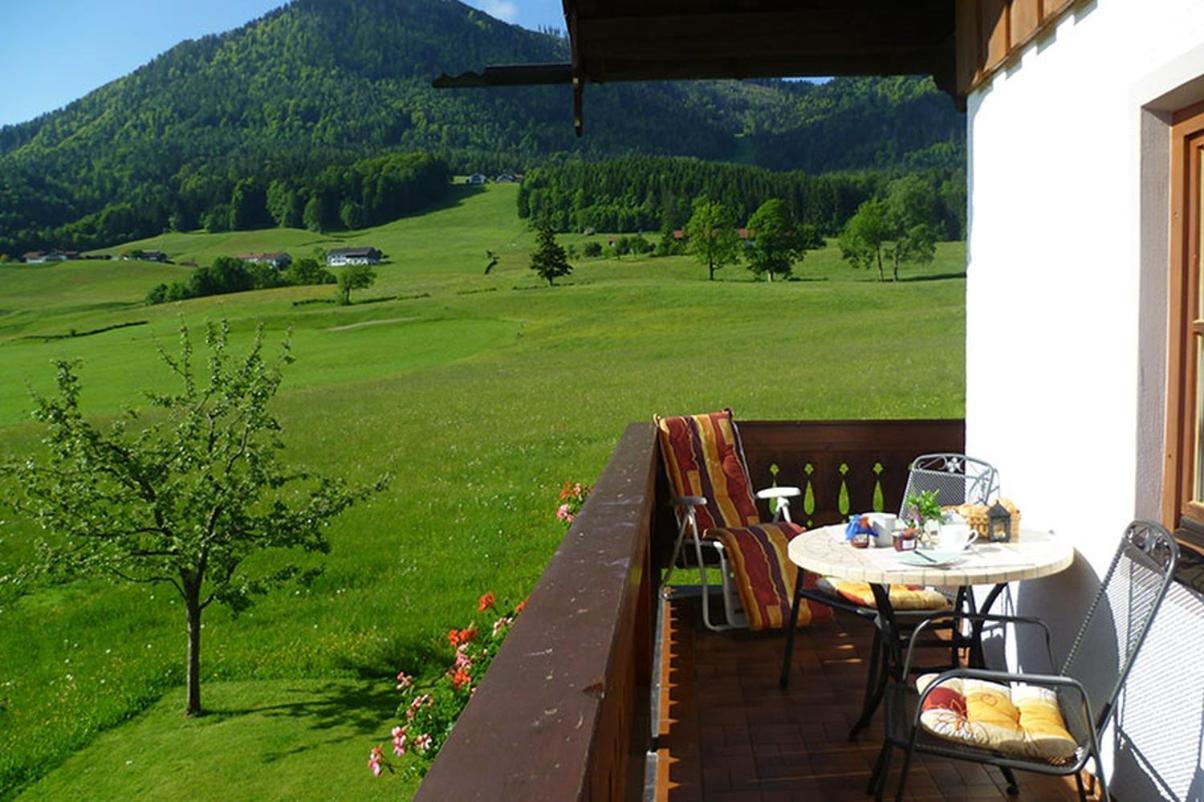 Ferienwohnungen Hollweger Inkl. Chiemgaukarte 루폴딩 외부 사진